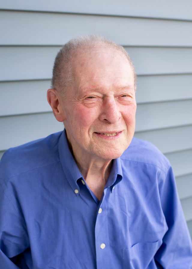 Headshot of Andrew Criscuolo